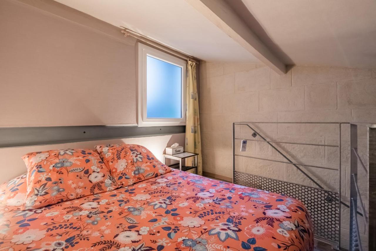 Studio En Duplex-Aircon-Terrasse-Parking-Calme Bordeaux Eksteriør bilde